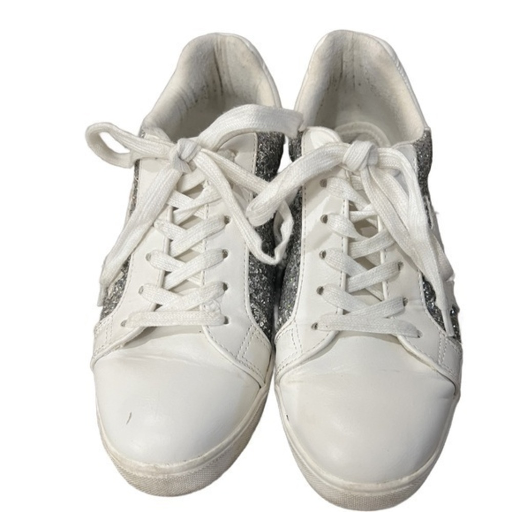 Soda Silver Glitter White W/ Stars Fashion Sneakers. Size 9
